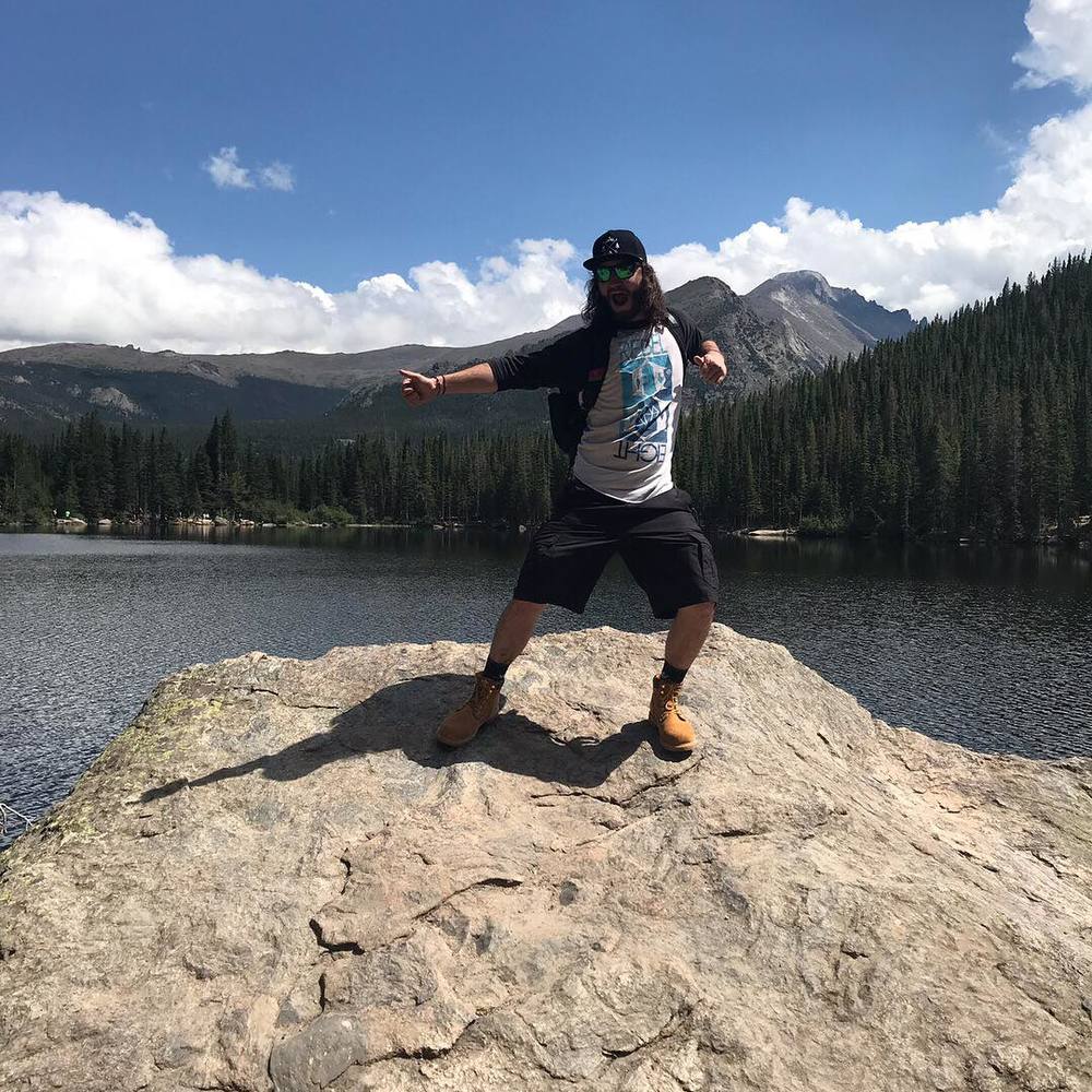 Meet your Posher, Travis